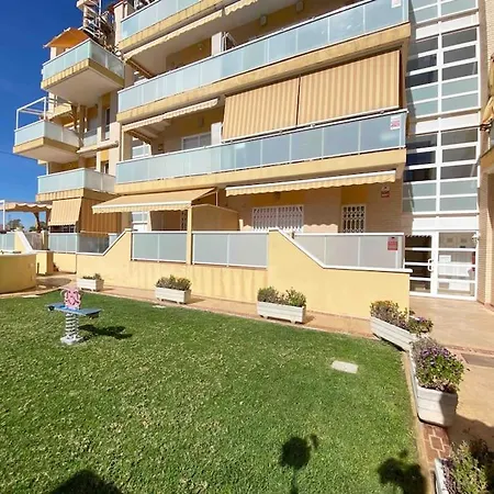 Apartment Modern Flat And Private Attic Close To