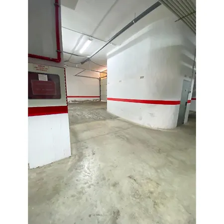 Apartment Modern Flat Close To