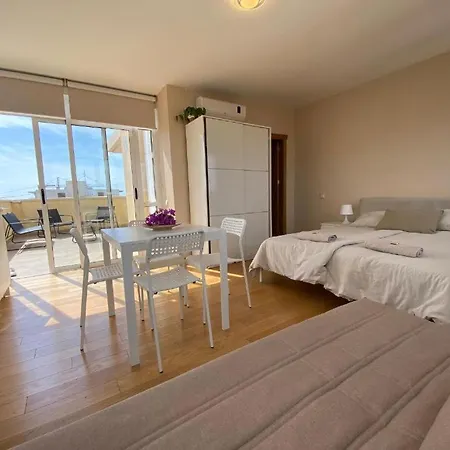 Modern Flat And Private Attic Close To